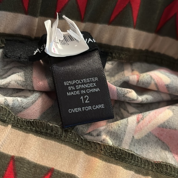 EUC Women’s ASHLEY STEWART Aztec Design Maxi Skirt - Picture 5 of 5